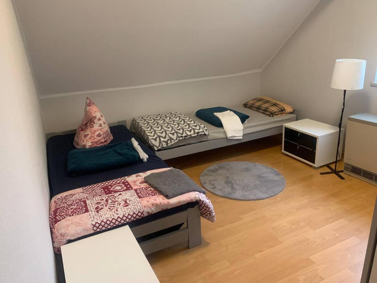 2 Room Apartament Messe Essen Bagian luar foto
