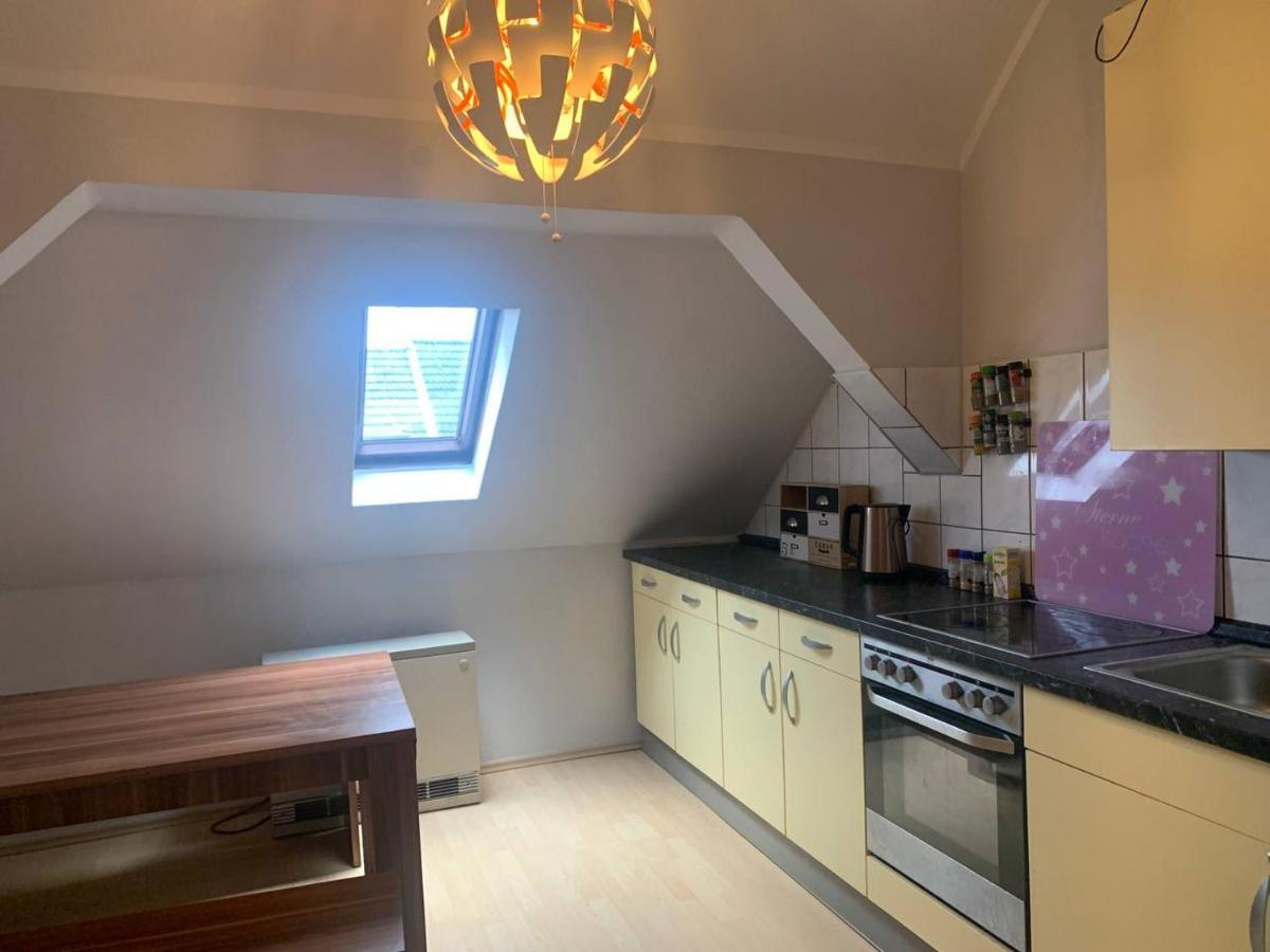 2 Room Apartament Messe Essen Bagian luar foto